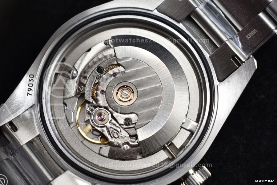 Best Heritage Black A2824 ZF On Durable 889 1:1 Bay SS Black V Bezel Bracelet Edition 39MM 0425